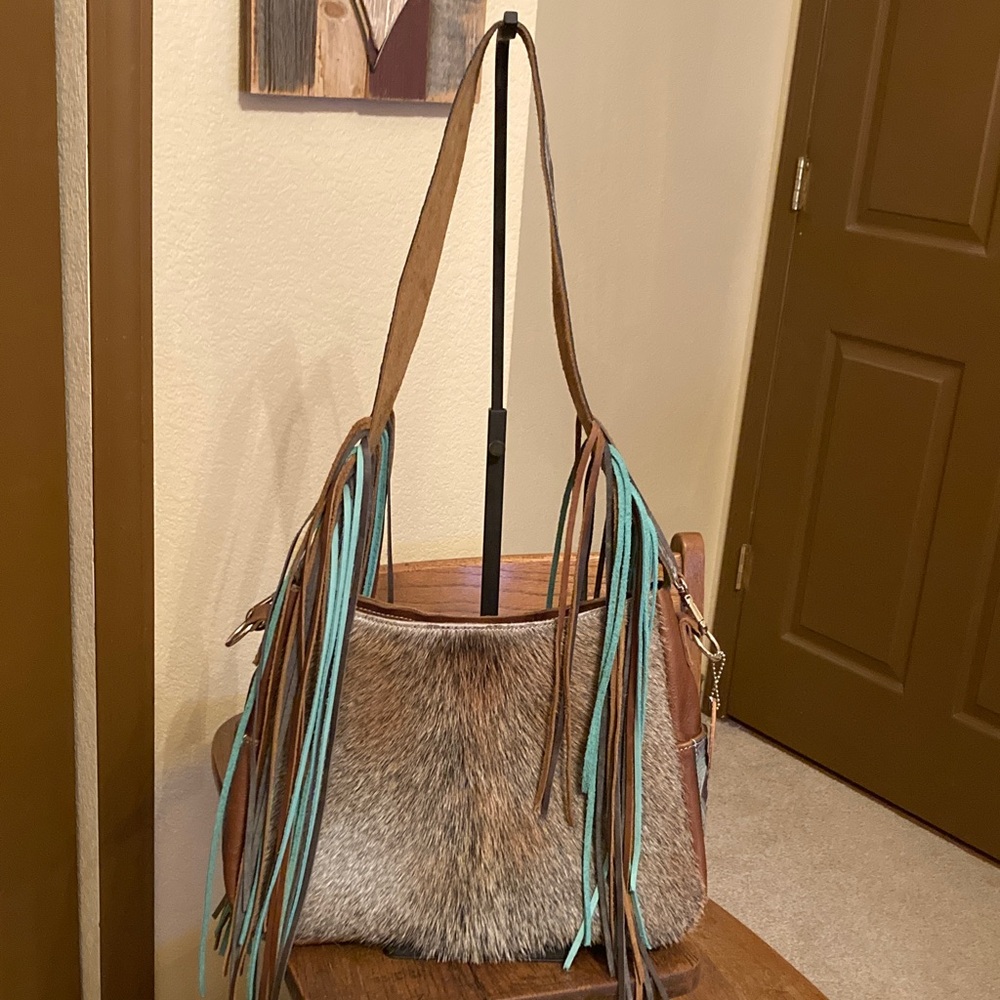 Crimson Willow Saddle Bag w/Fringed Strap Like New!